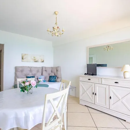 Apartment La Galiote-2 By Interhome